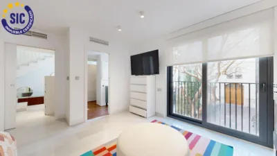 Penthouse on Calle de la Garrofa photo 19