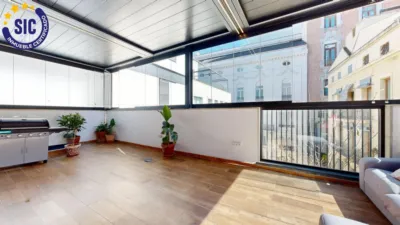 Penthouse on Calle de la Garrofa photo 4