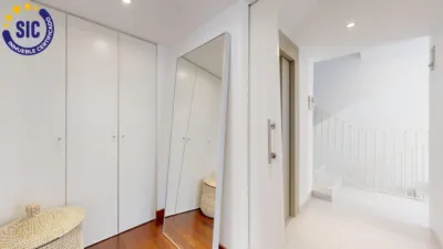Penthouse on Calle de la Garrofa photo 27