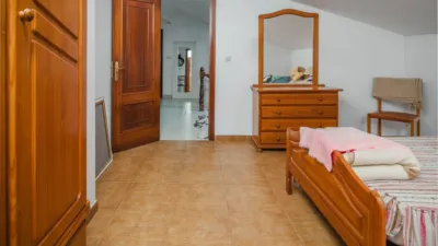 Chalet en venta en Calle Tabueiros-Sisan, Barrantes (Ribadumia) de 375.000 €