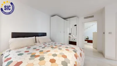 Penthouse on Calle de la Garrofa photo 39