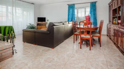 Chalet en venta en Calle Tabueiros-Sisan, Barrantes (Ribadumia) de 375.000 €