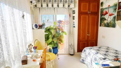 Studio at Carrer de Dolores Viudes Blasco, 1 photo 9