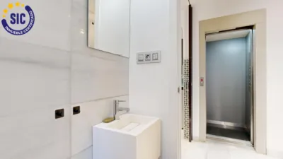 Penthouse on Calle de la Garrofa photo 46