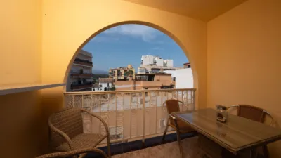 Apartment on Carrer de Nou d'Octubre photo 4