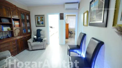 Flat on Jaime Segarra Street photo 4