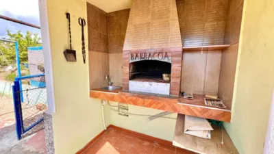 Chalet on Carrer d'Amadeu Vives photo 28