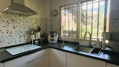 Semi-detached house on Calle del Guadarrama photo 30