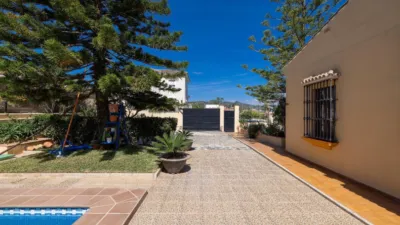Chalet en calle Alcaudon photo 5