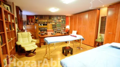 Flat on Jaime Segarra Street photo 25