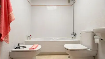 Apartment on Granja de Rocamora Street photo 23