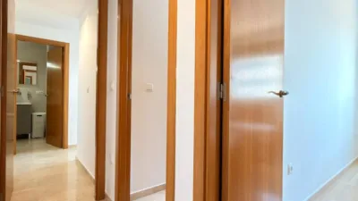 Apartment on Granja de Rocamora Street photo 18