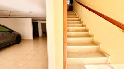Chalet on Carrer d'Amadeu Vives photo 25
