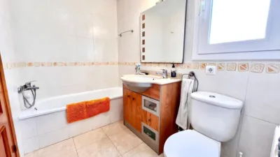 Chalet on Carrer d'Amadeu Vives photo 16