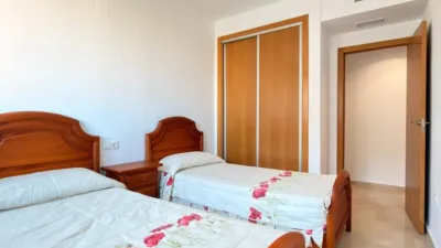 Apartment on Granja de Rocamora Street photo 19