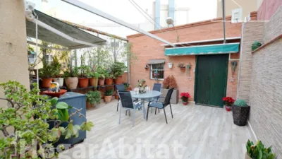 Flat on Jaime Segarra Street photo 2