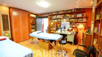 Flat on Jaime Segarra Street photo 26