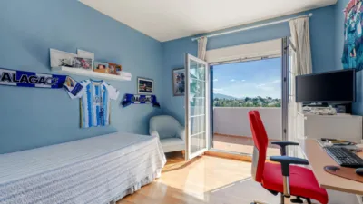 Chalet on Pico del Naranco Street photo 26