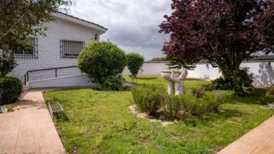 Chalet in Las Lagunas - Campano photo 32