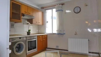 Apartment in Ensanche photo 2