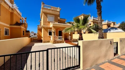 Chalet en venta en Calle Polonia - Vista 2