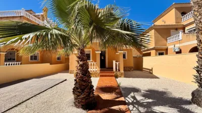 Chalet en venta en Calle Polonia - Vista 3