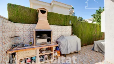 Chalet on Nicolás Bussi Street photo 24
