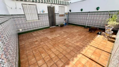 Terraced House in the Centre photo 12