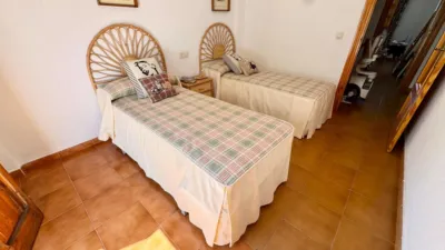 Terraced House in the Centre photo 30