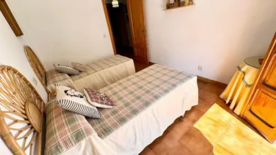 Terraced House in the Centre photo 33