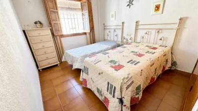 Terraced House in the Centre photo 16