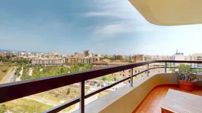 Apartment on Carrer de Miquel Sants Oliver photo 23