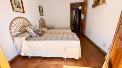 Terraced House in the Centre photo 32