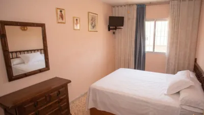Apartment on Comunitat Valenciana Street photo 3