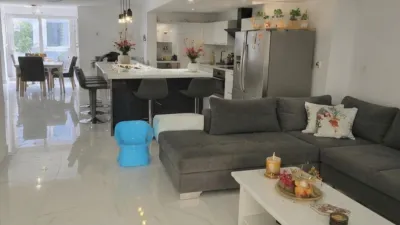 Terraced House in Metro Alginet photo 6