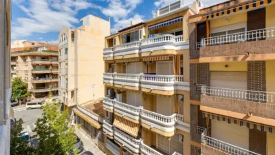 Apartment on Calle de Ramón Gallud photo 2
