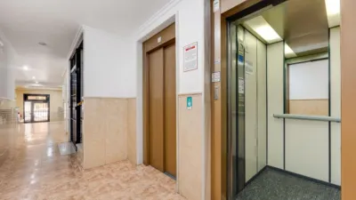 Apartamento en calle de Ramón Gallud photo 26