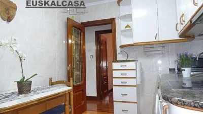 Apartment in Zorrotza photo 3