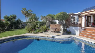 Chalet on Calle Cl El Burgo del Faro photo 45