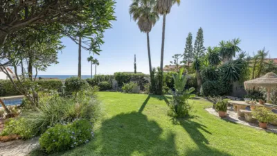 Chalet on Calle Cl El Burgo del Faro photo 39