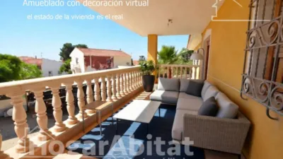Chalet on Carrer Turquesa photo 2