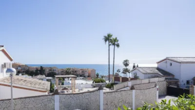 Chalet on Calle Cl El Burgo del Faro photo 48