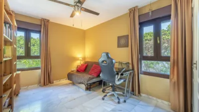 Chalet on Calle Cl El Burgo del Faro photo 32