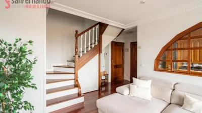 Duplex on Avenida Primero de Mayo photo 3