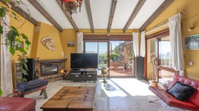 Chalet on Calle Cl El Burgo del Faro photo 12