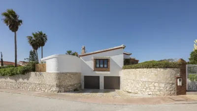 Chalet on Calle Cl El Burgo del Faro photo 59