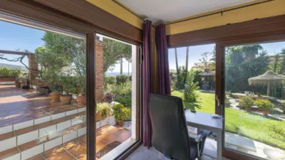 Chalet on Calle Cl El Burgo del Faro photo 36