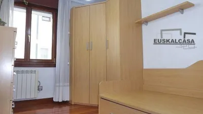 Apartment in Zorrotza photo 9