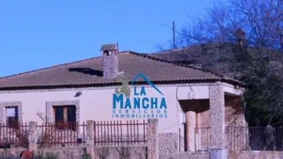 Rustic finca on Calle de Alfonso XII photo 37