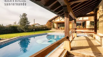 Chalet in Barrio de Viveda-Escuelas photo 9
